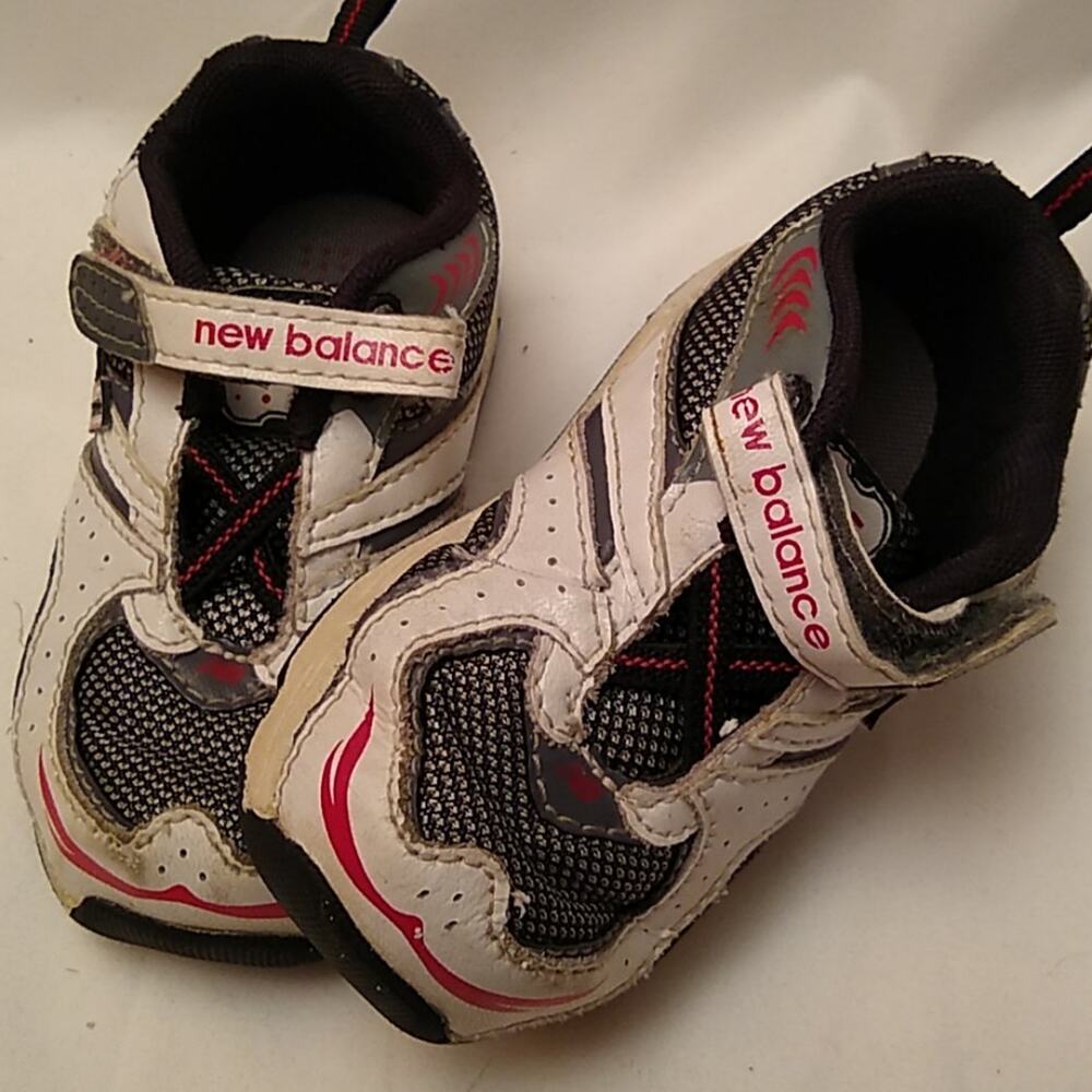 New balance 515 little boys gym shoes size 6.5